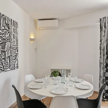 Aparthotel De Dijon Fshh 3*