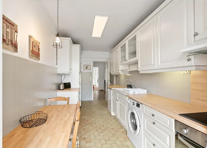 De Dijon Fshh Aparthotel 3*